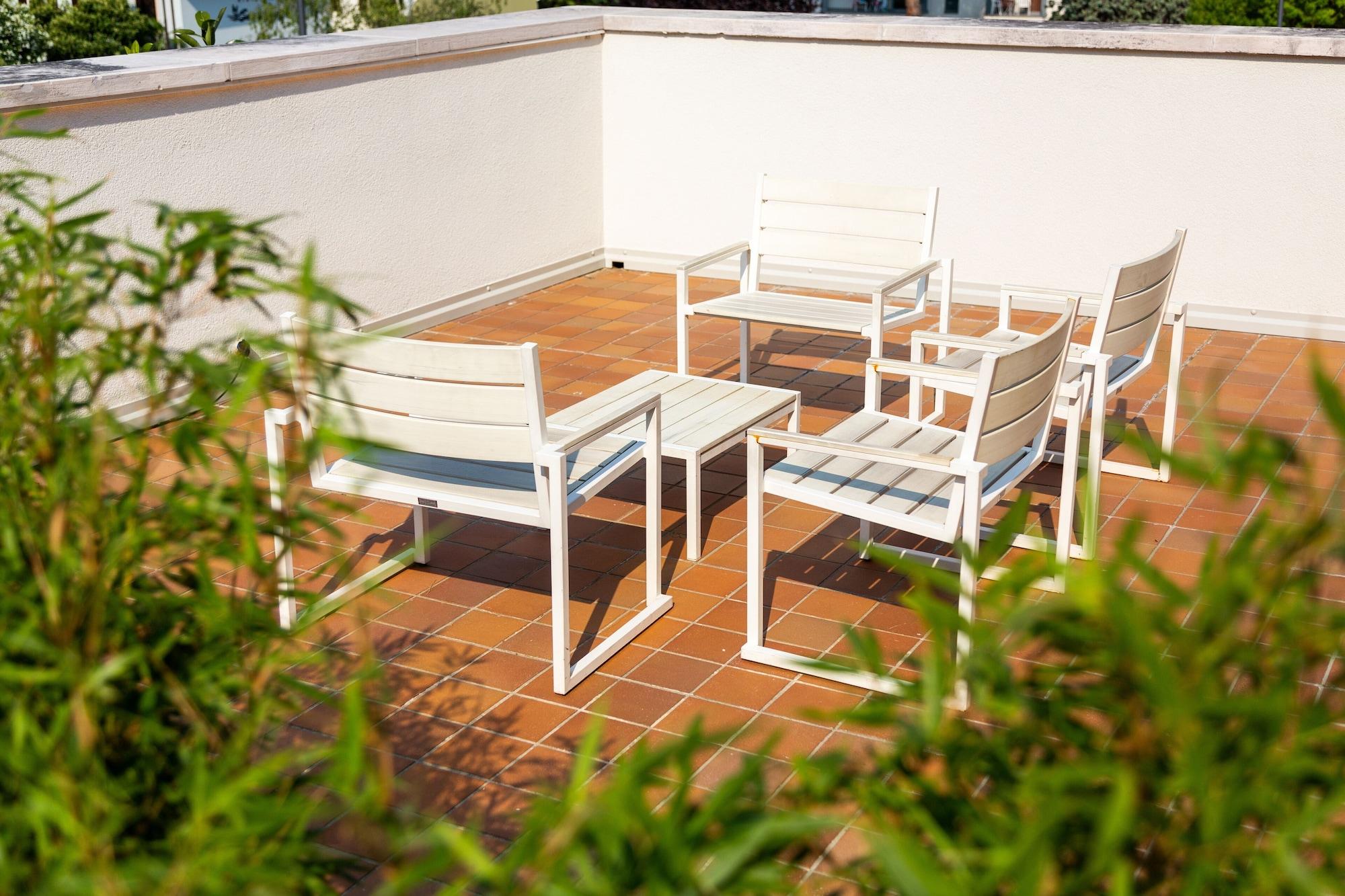 โกติ โฮเต็ล Hotel Torbole Sul Garda ภายนอก รูปภาพ